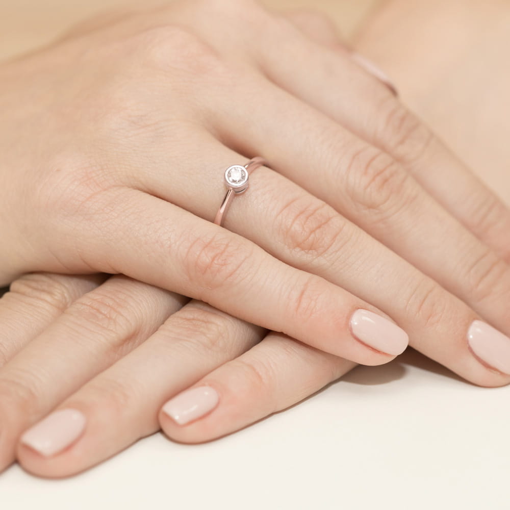 Gold Ring With Diamond