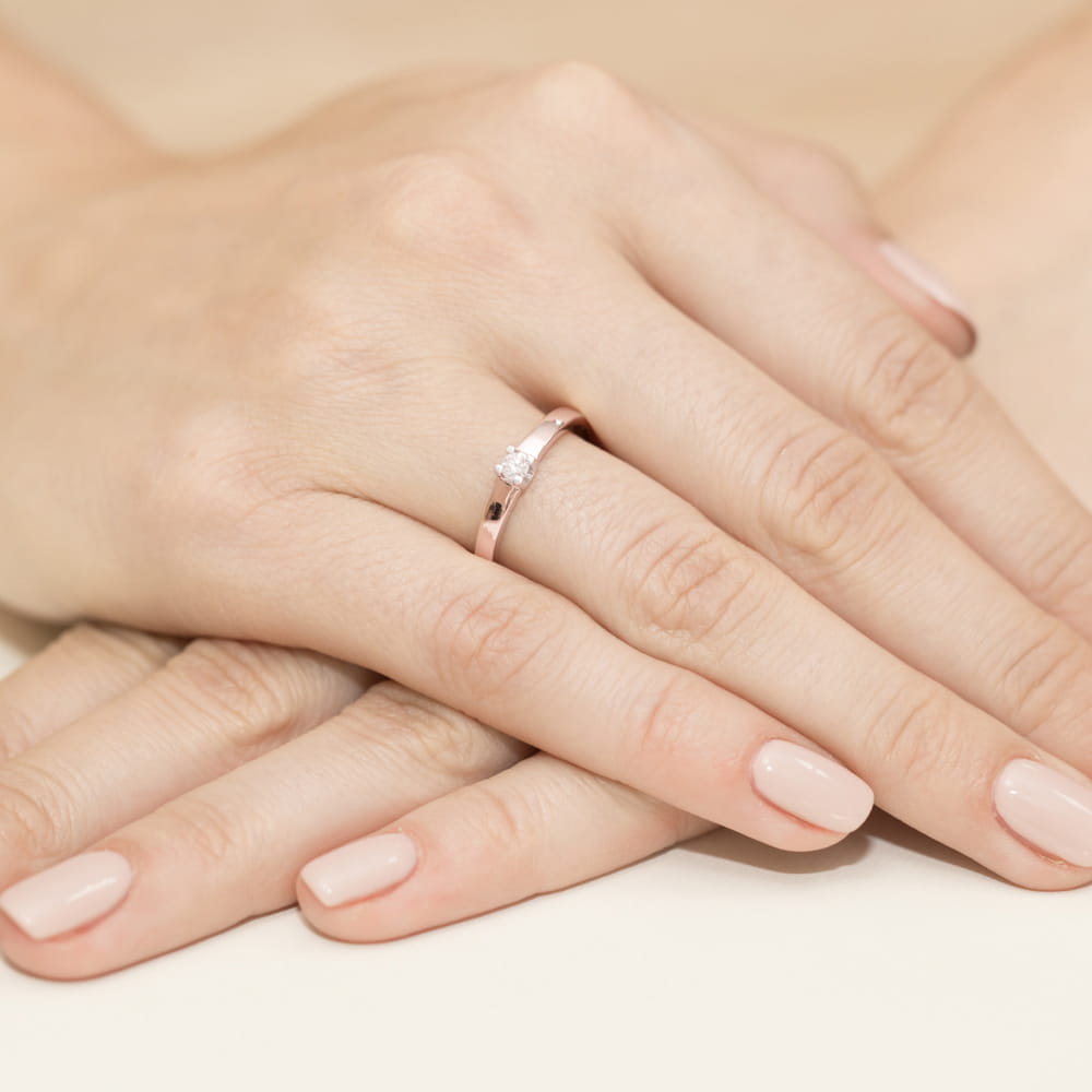 Auksinis Žiedas Su Deimantu