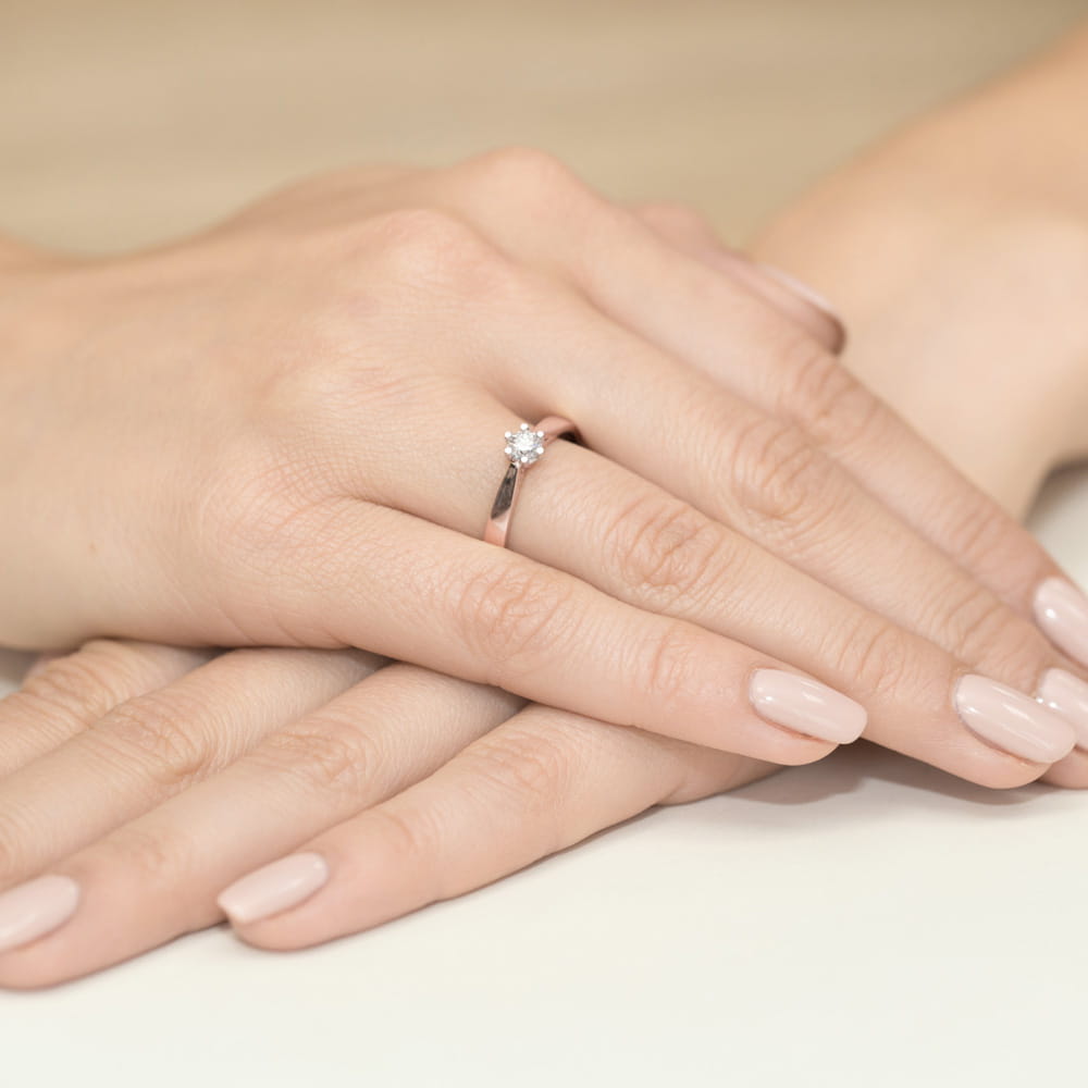 Gold Ring With Diamond