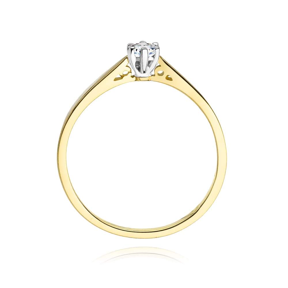 Gold Ring With Diamond