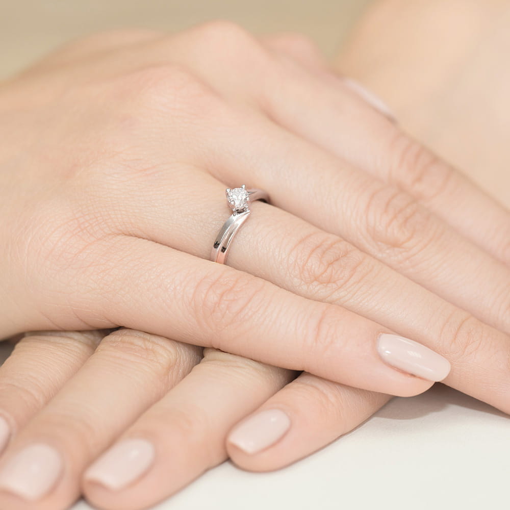 Gold Ring With Diamond