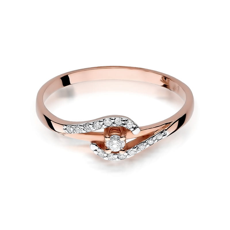 Gold Ring With Diamonds