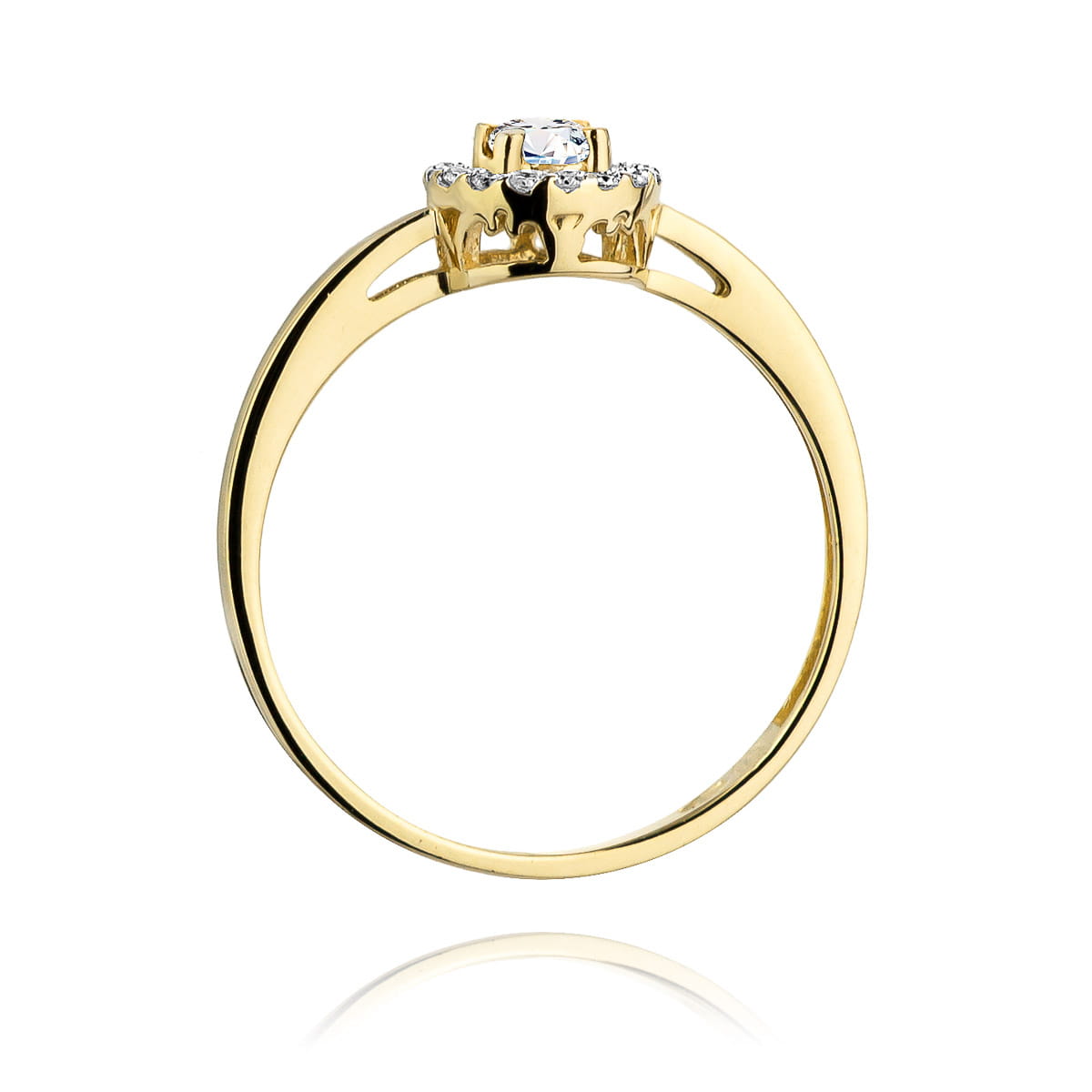 Gold Ring With Diamonds