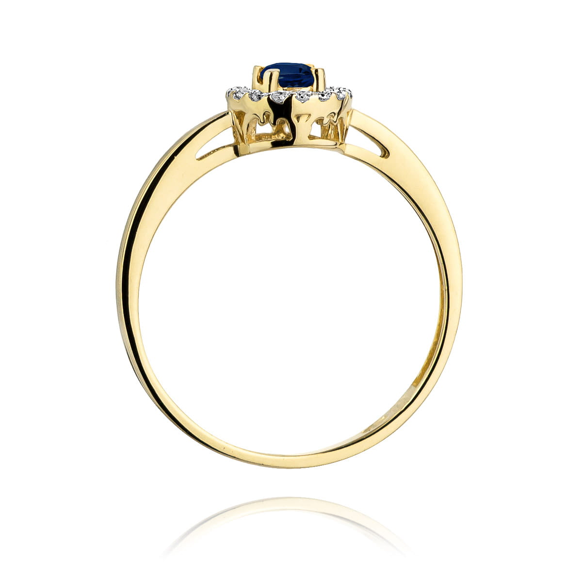 Gold Ring With Sapphire And Diamonds