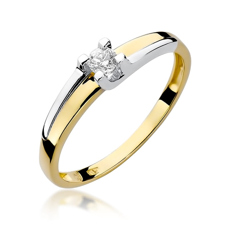 Gold Ring With Diamond
