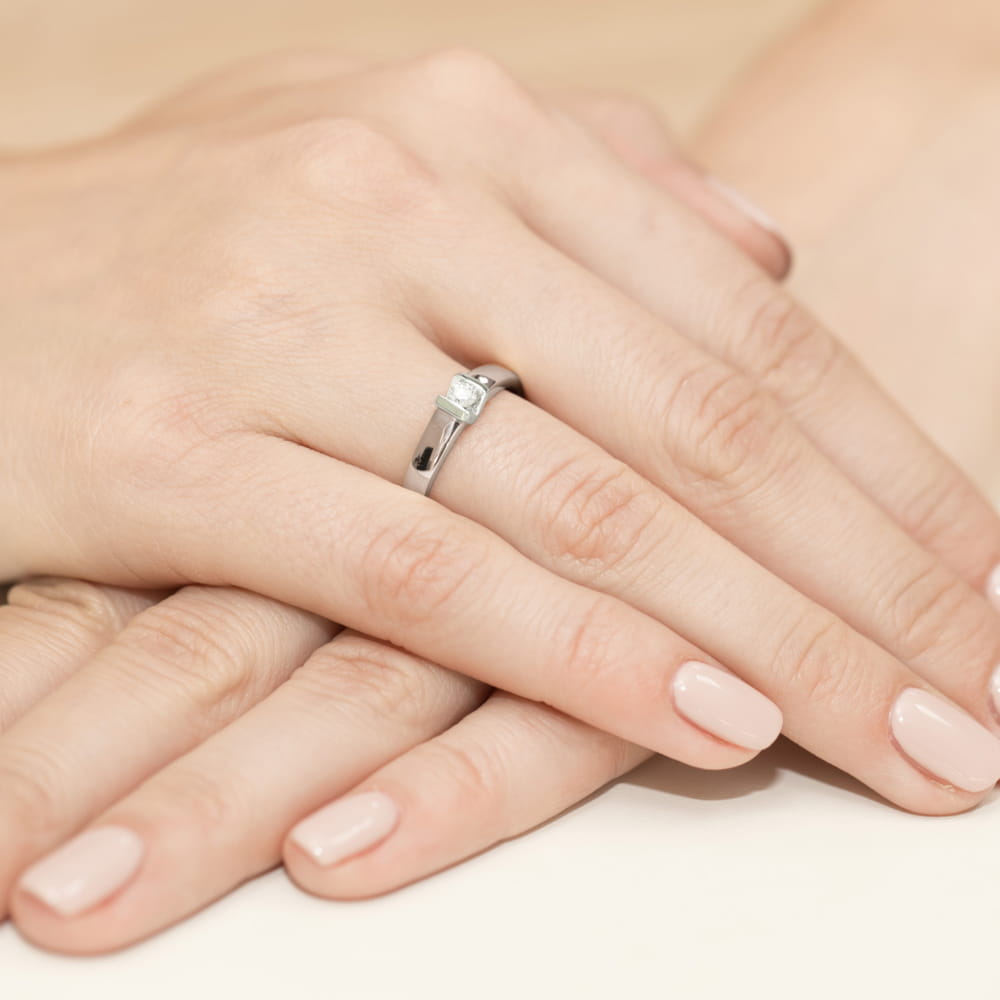 Gold Ring With Diamond