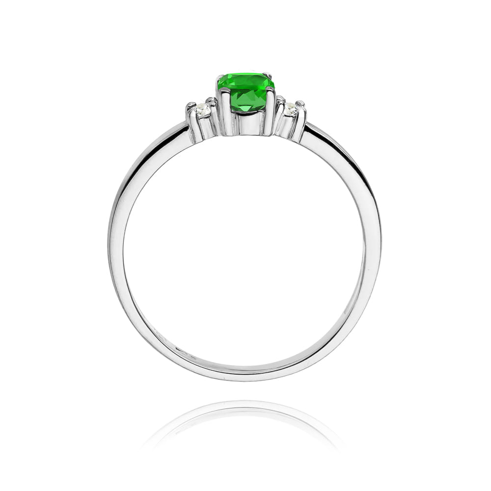 Gold Ring With Emerald And Diamonds