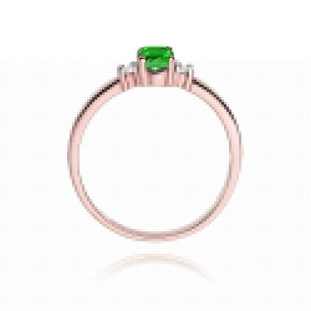 Gold Ring With Emerald And Diamonds