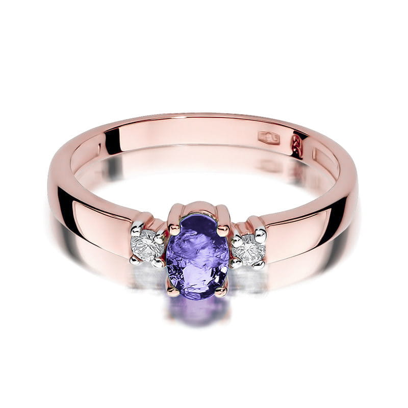 Gold Ring With Tanzanite And Diamonds
