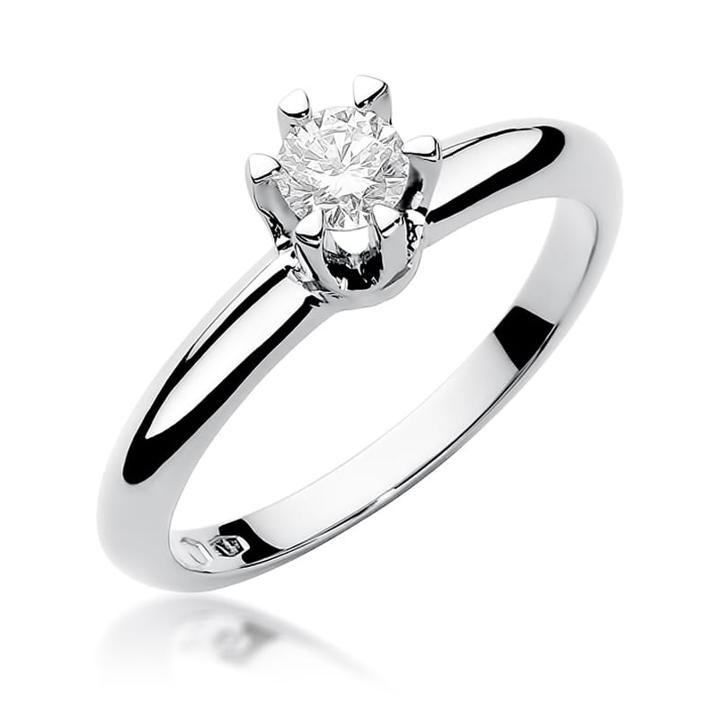 Gold Ring With Diamond