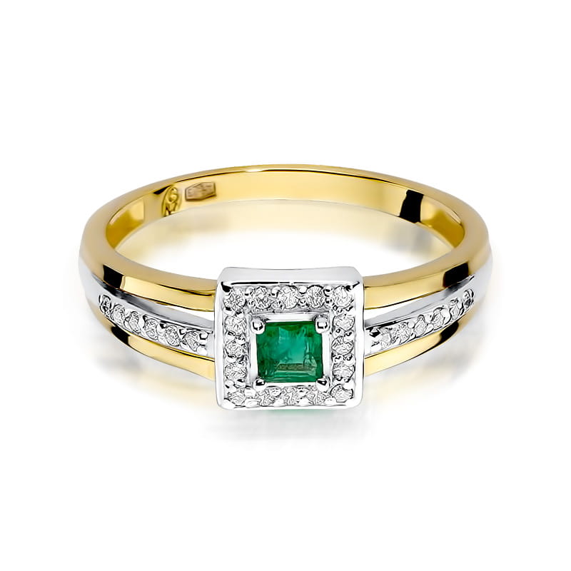 Gold Ring With Emerald And Diamonds