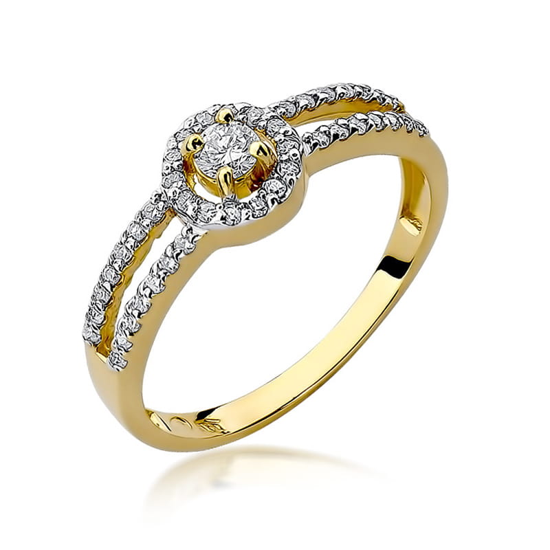 Gold Ring With Diamonds