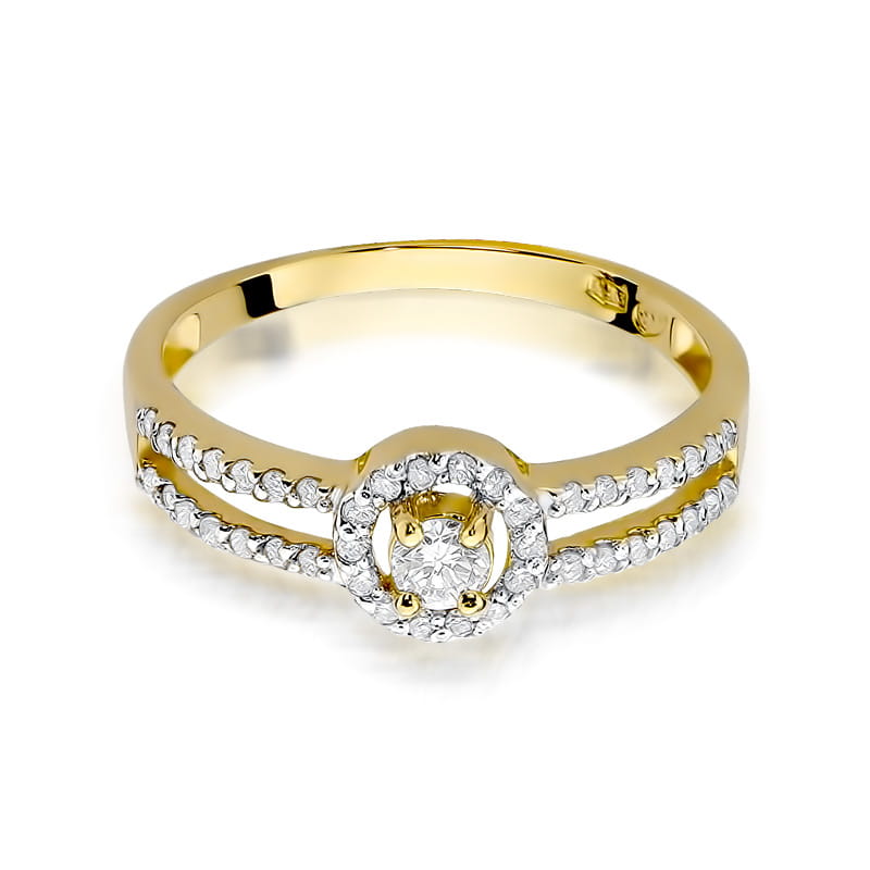 Gold Ring With Diamonds