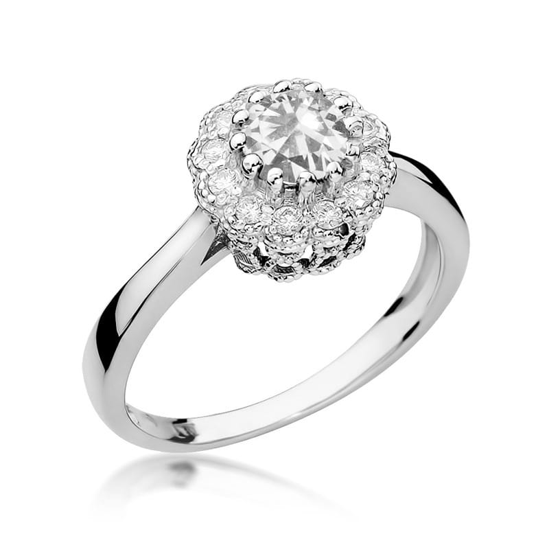 Auksinis Žiedas Su Baltu Safyru Ir Deimantais