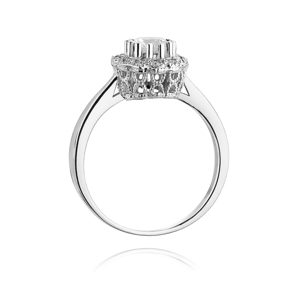 Auksinis Žiedas Su Baltu Safyru Ir Deimantais