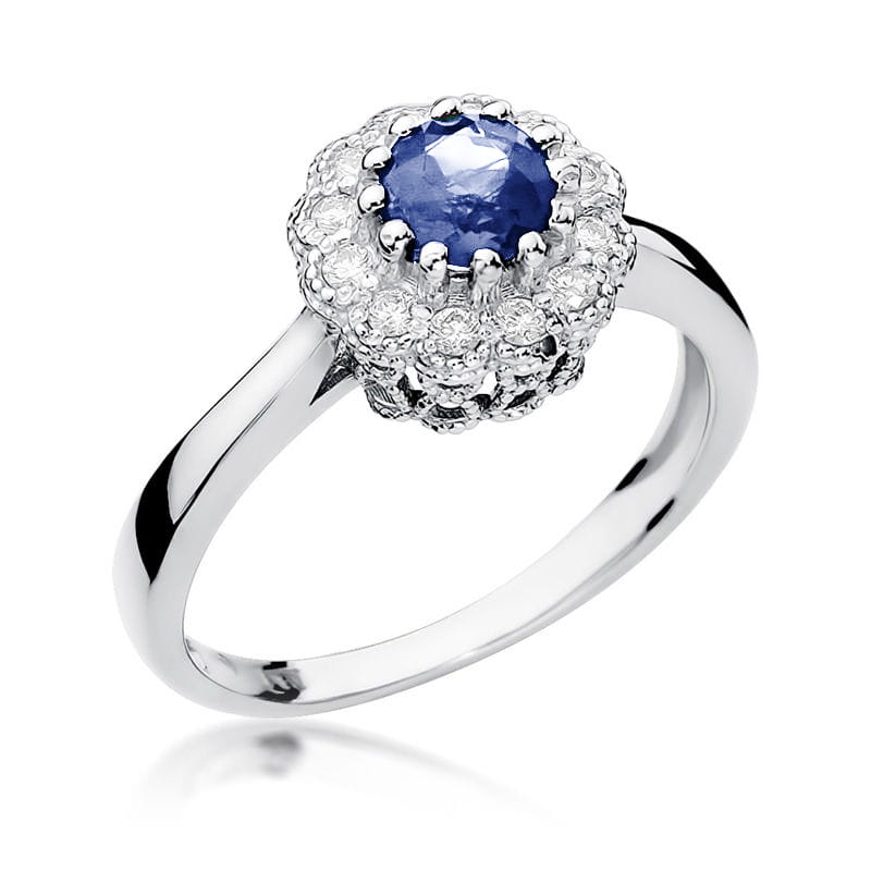 Gold Ring With Tanzanite And Diamonds