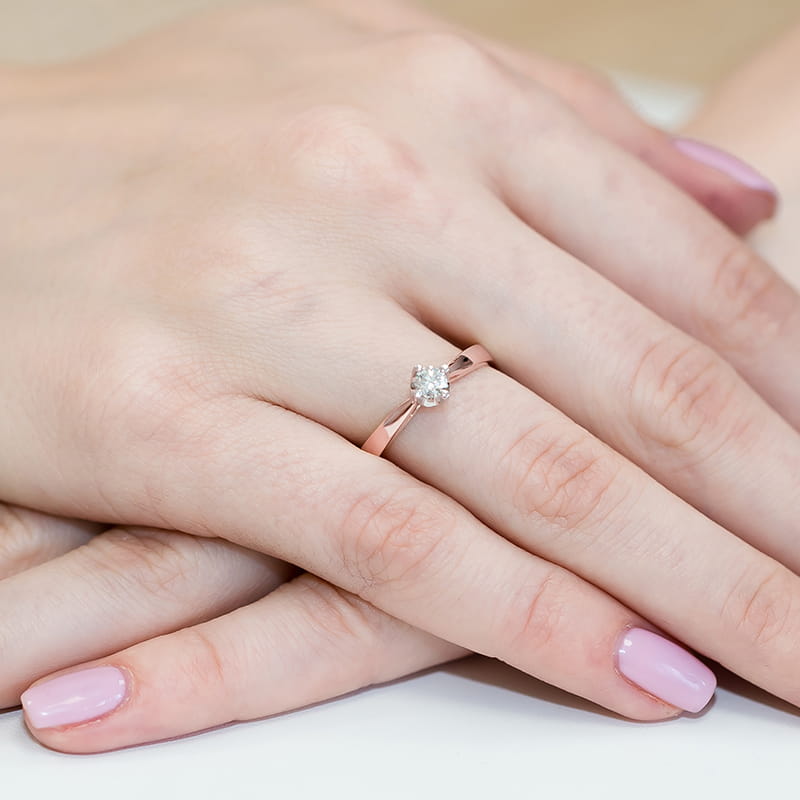 Gold Ring With Diamond