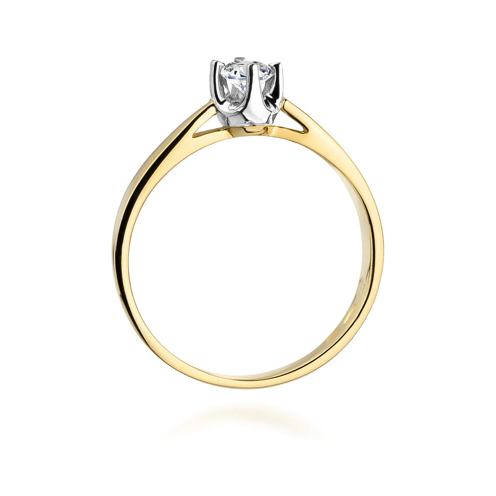 Gold Ring With Diamond