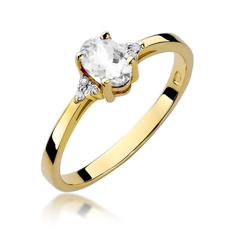 Gold Ring With White Sapphire And Diamonds
