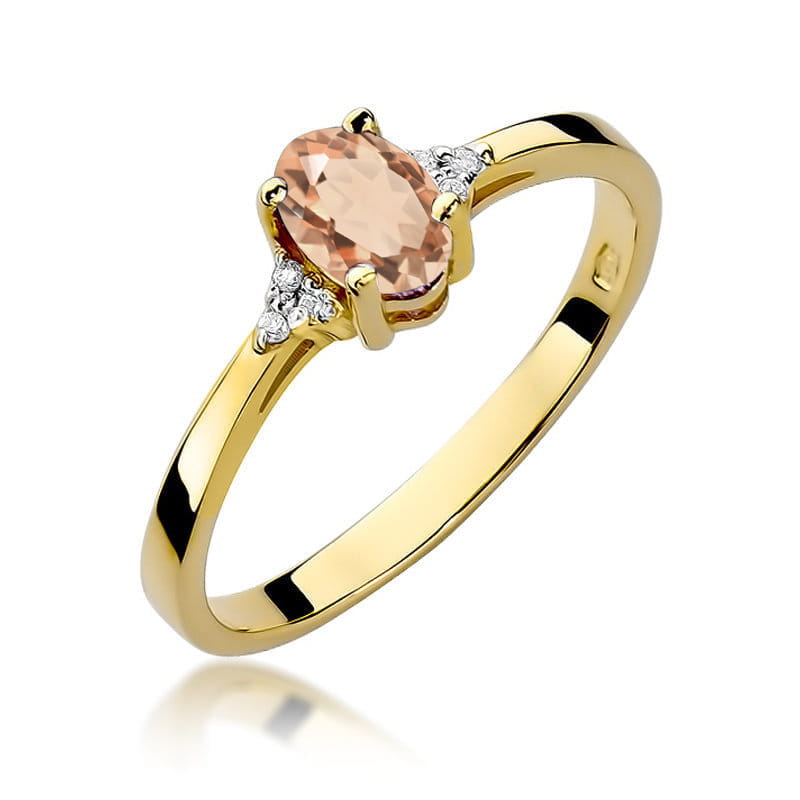 Gold Ring With Morganite And Diamonds