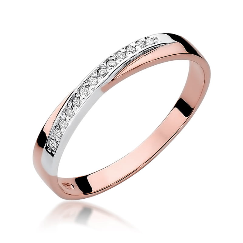 Gold Ring With Diamonds