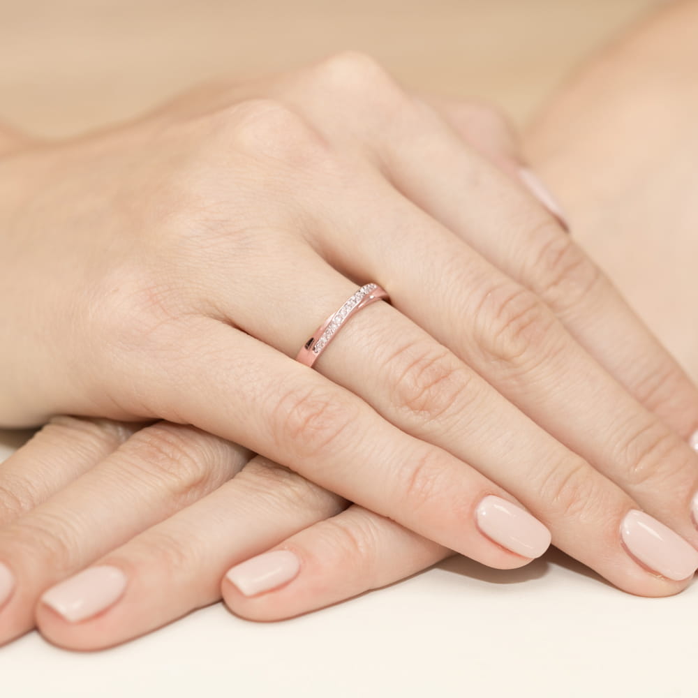 Gold Ring With Diamonds