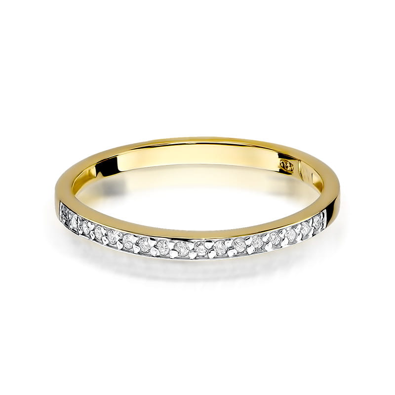 Gold Ring With Diamonds