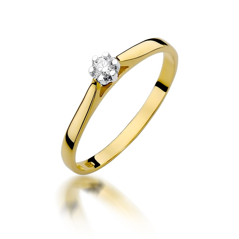 Gold Ring With Diamond