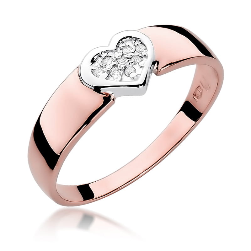 Gold Ring With Diamonds