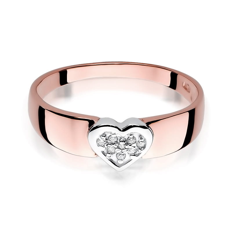 Gold Ring With Diamonds