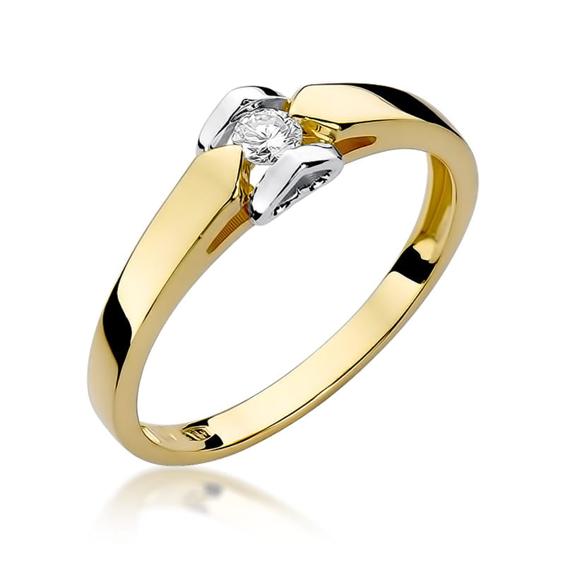 Gold Ring With Diamond