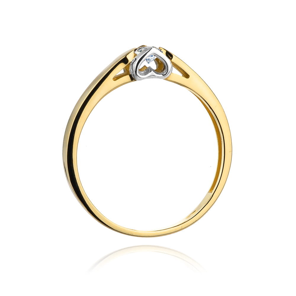 Gold Ring With Diamond