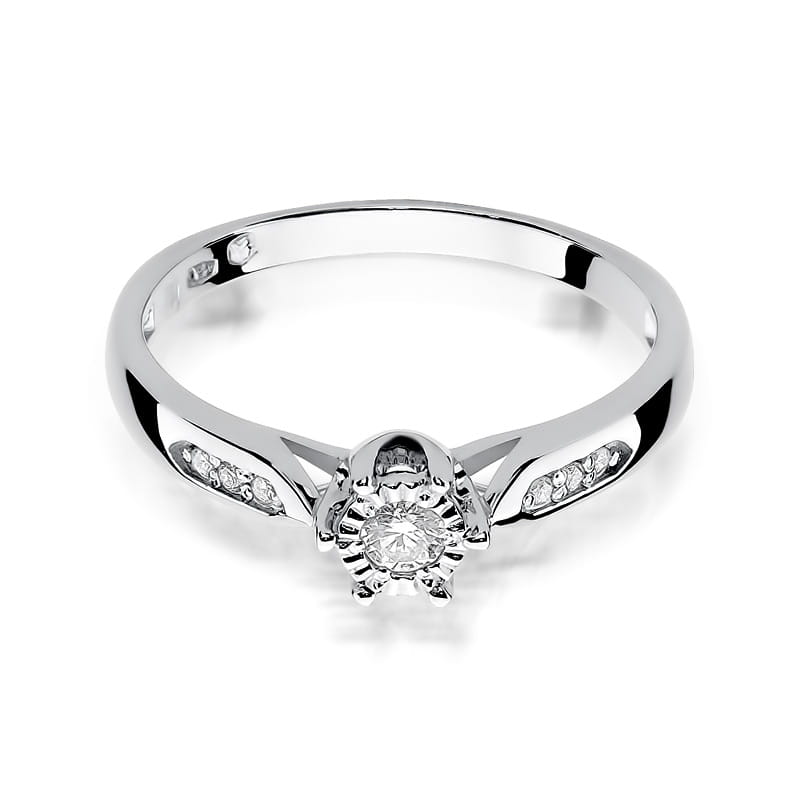 Gold Ring With Diamonds