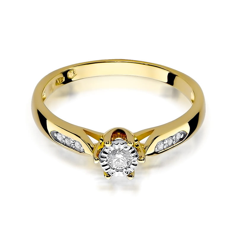 Gold Ring With Diamonds