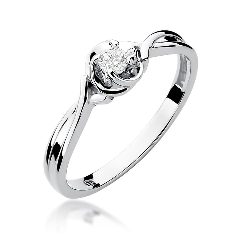 Gold Ring With Diamond