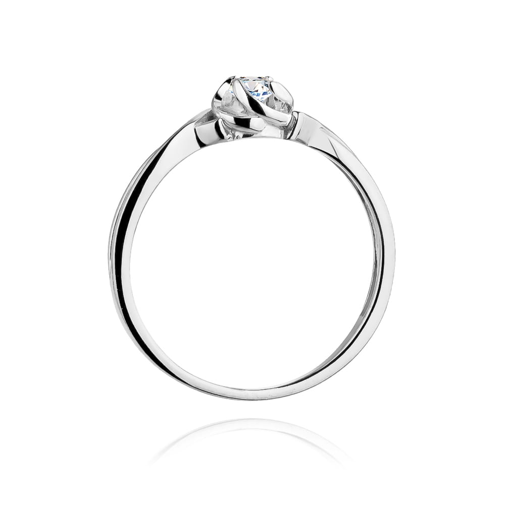 Gold Ring With Diamond