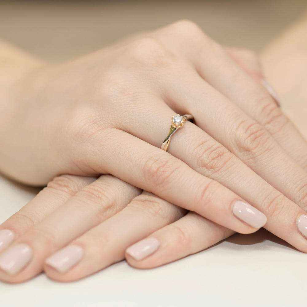 Gold Ring With Diamond