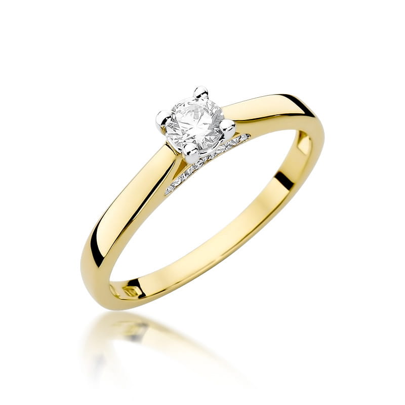 Gold Ring With Diamond