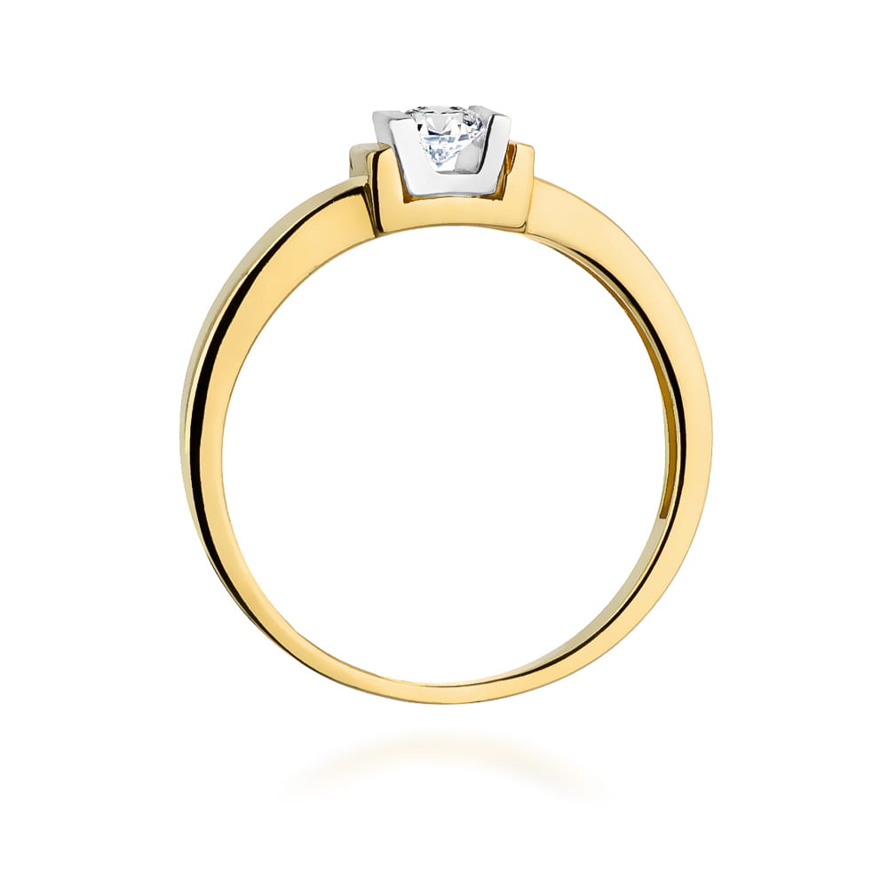 Gold Ring With Diamond