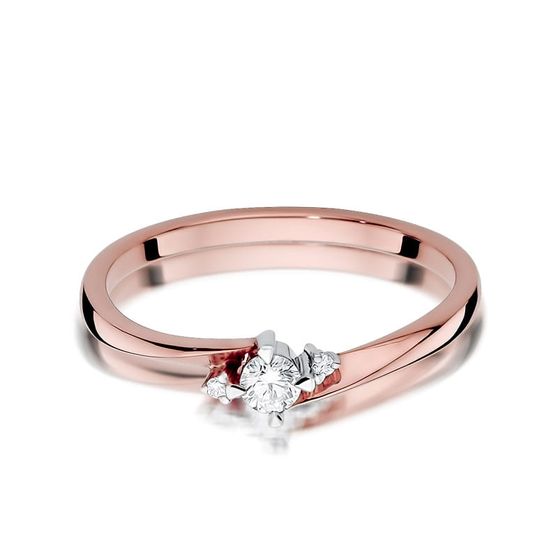 Gold Ring With Diamonds