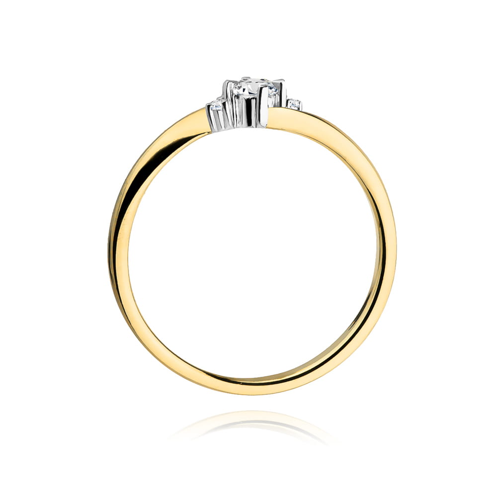 Gold Ring With Diamonds