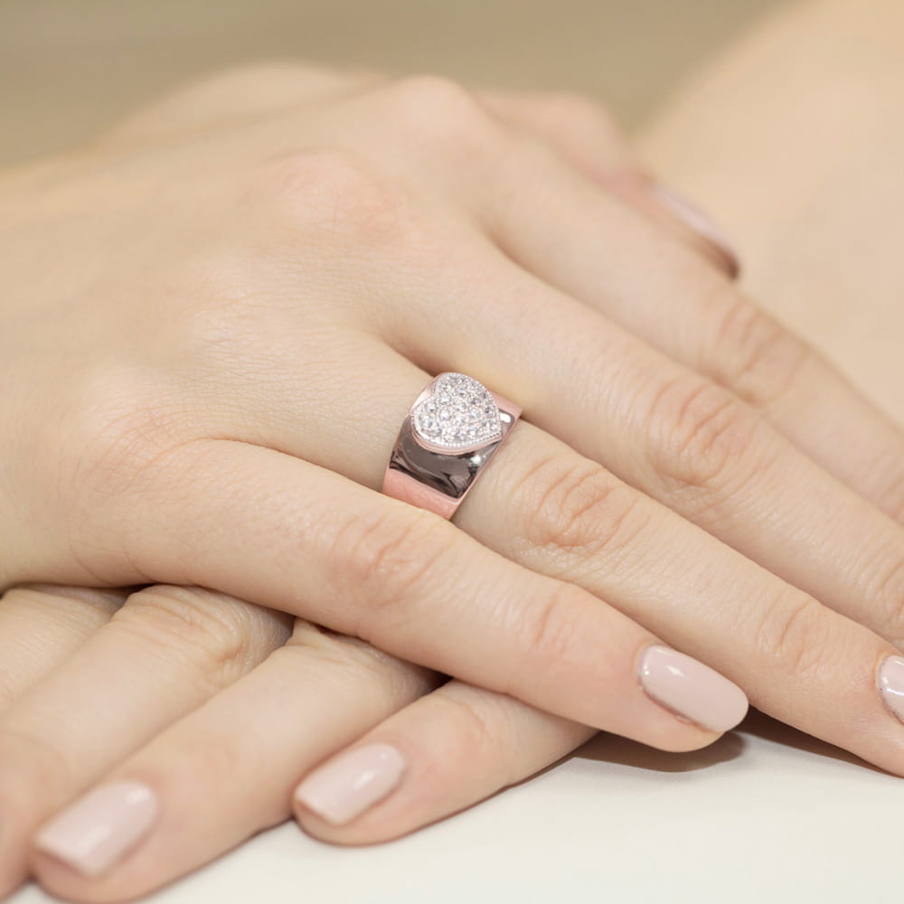 Gold Ring With Diamond