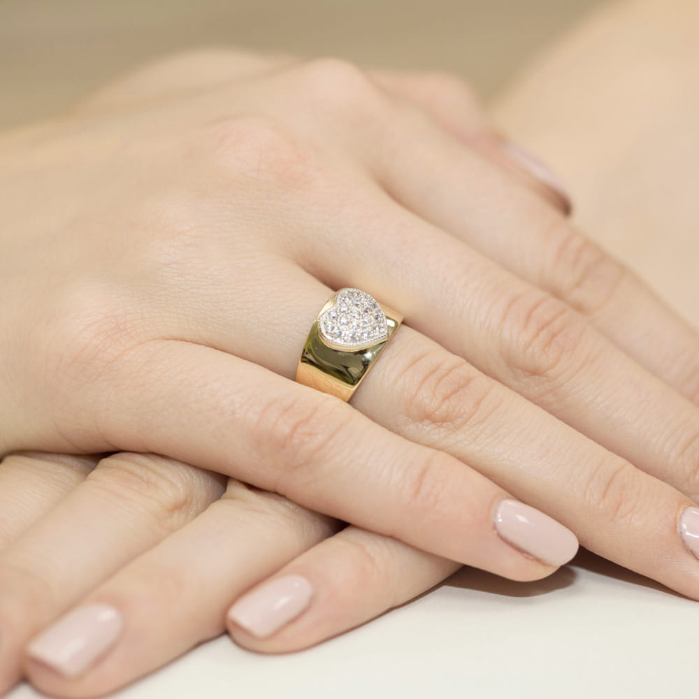 Gold Ring With Diamond