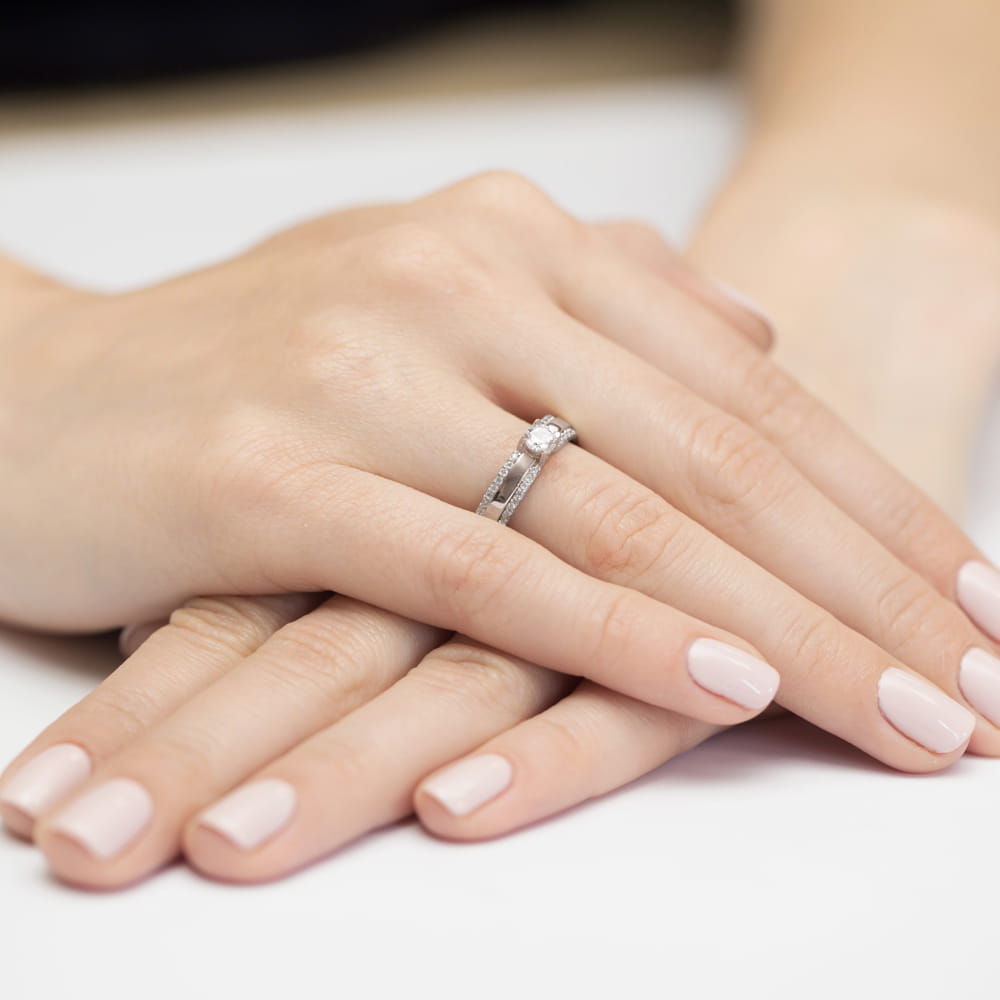 Gold Ring With Diamonds