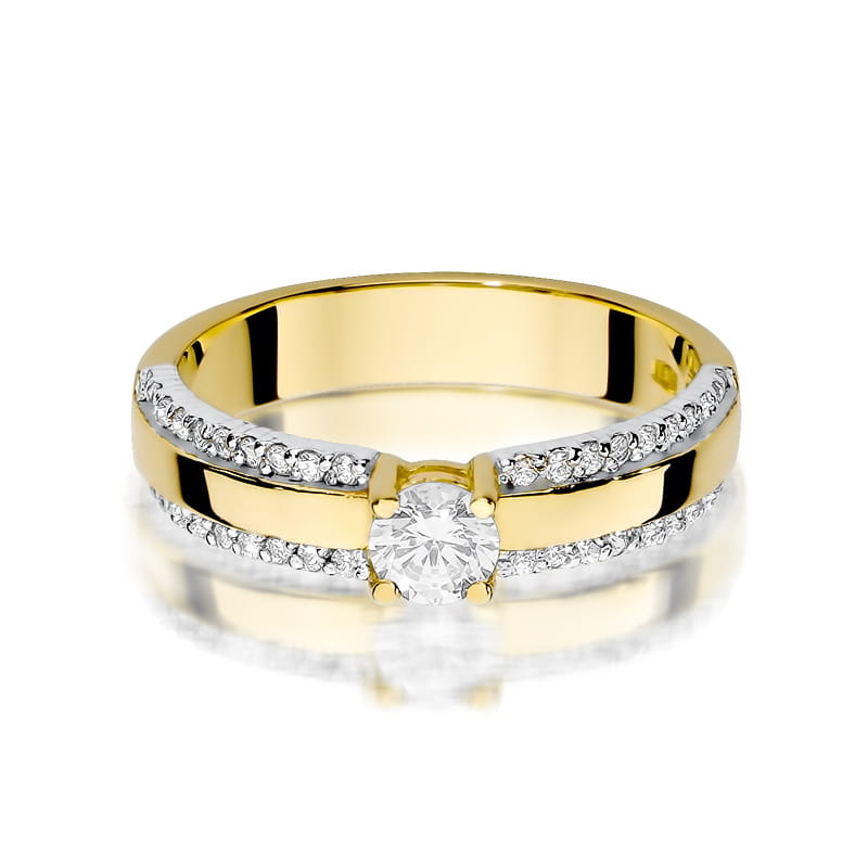 Gold Ring With Diamonds