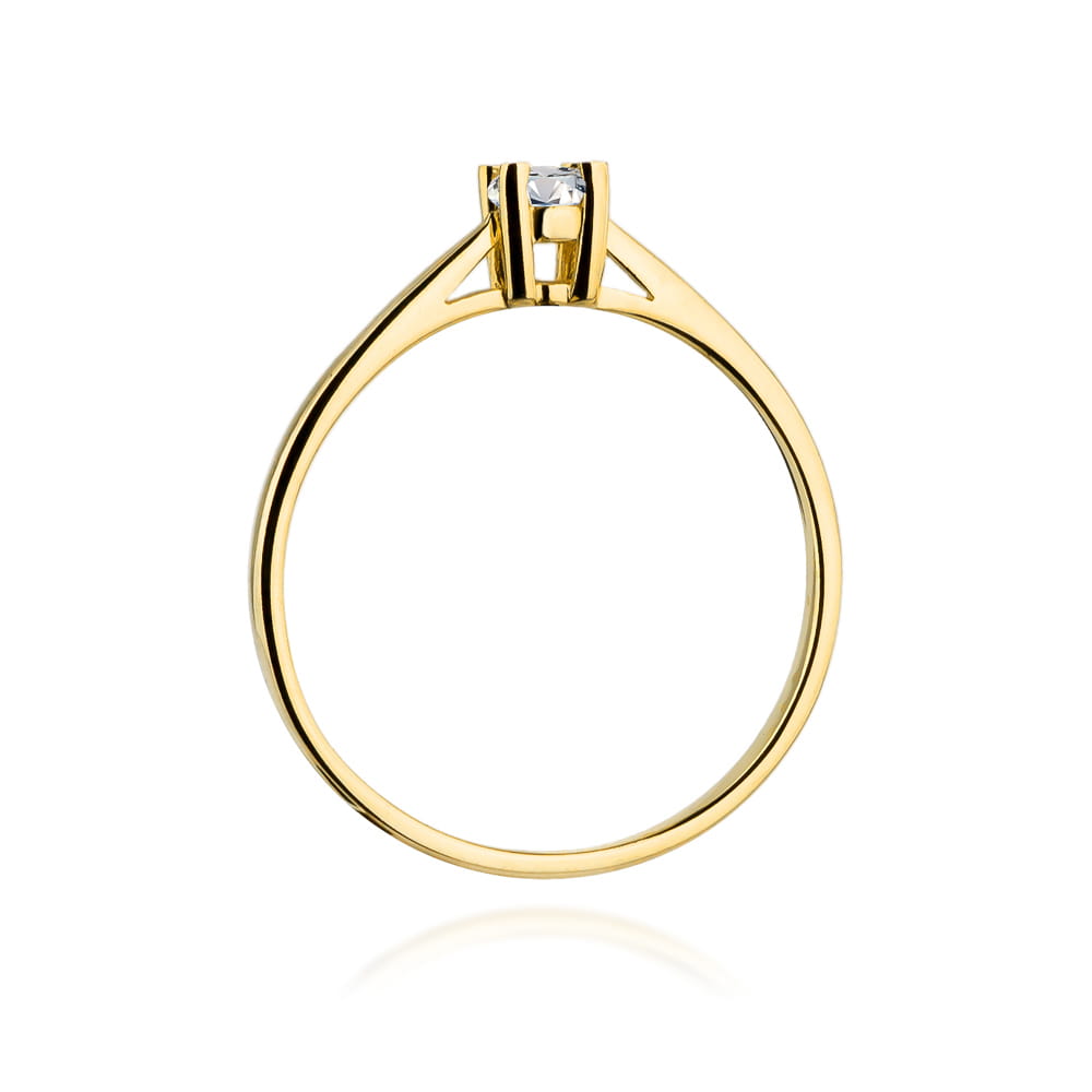 Gold Ring With Diamond