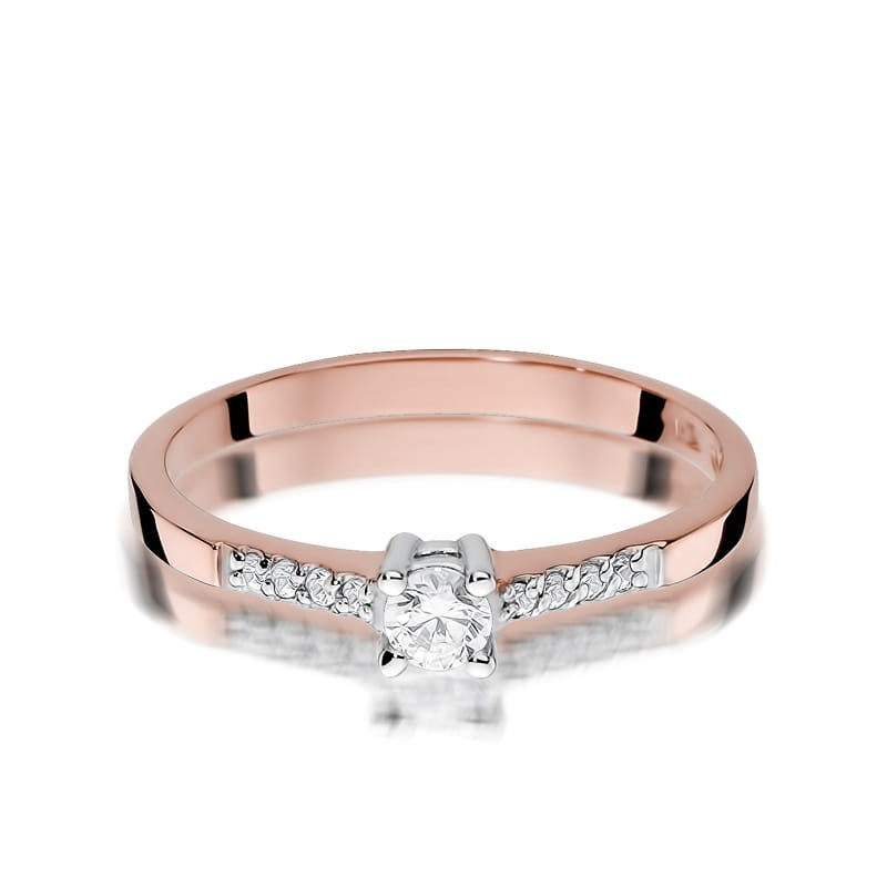 Gold Ring With Diamonds