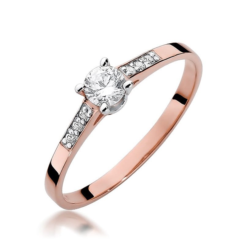 Gold Ring With Diamonds