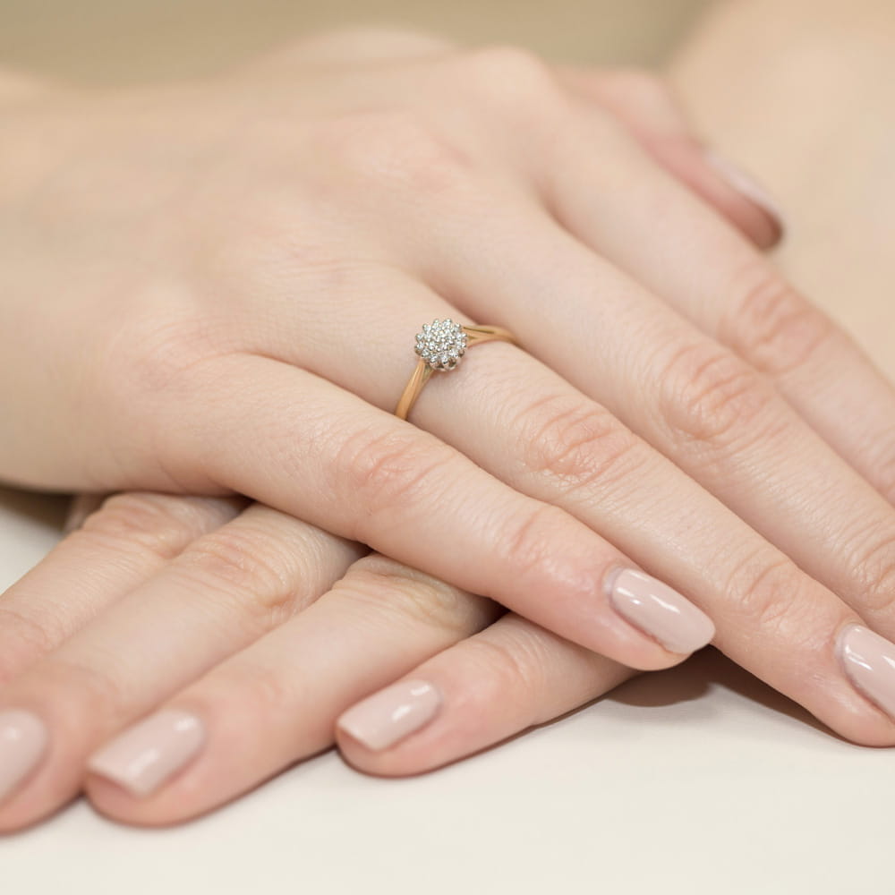 Gold Ring With Diamonds