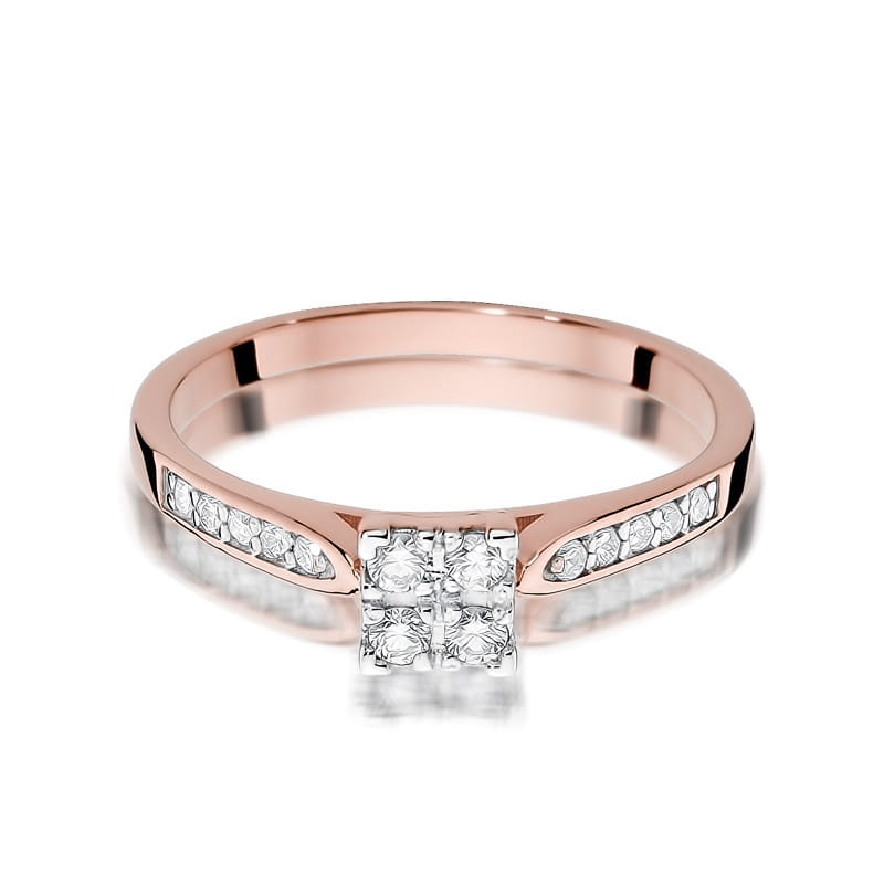 Gold Ring With Diamonds